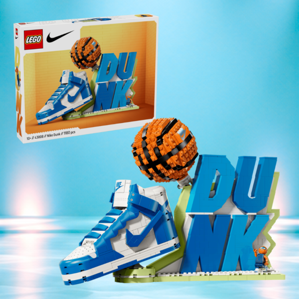 Lego Nike Dunk x LEGO® Set Or £75