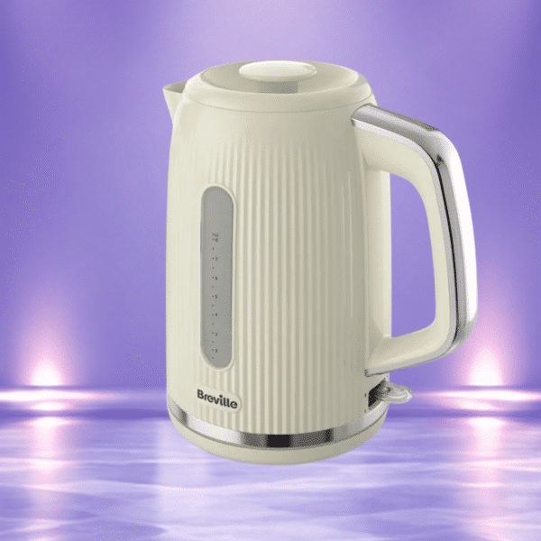 Breville VKT223 Bold Kettle Or £24